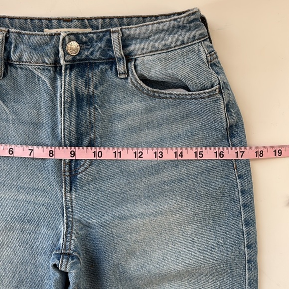 PACSUN Mom Jeans. High Waist Tapered Med Light Wash Relaxed Fit Size 25 - Picture 10 of 12